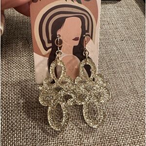 BEAUTIFUL FASHION EARRINGS METALLIC WITH GLITTER INSIDE